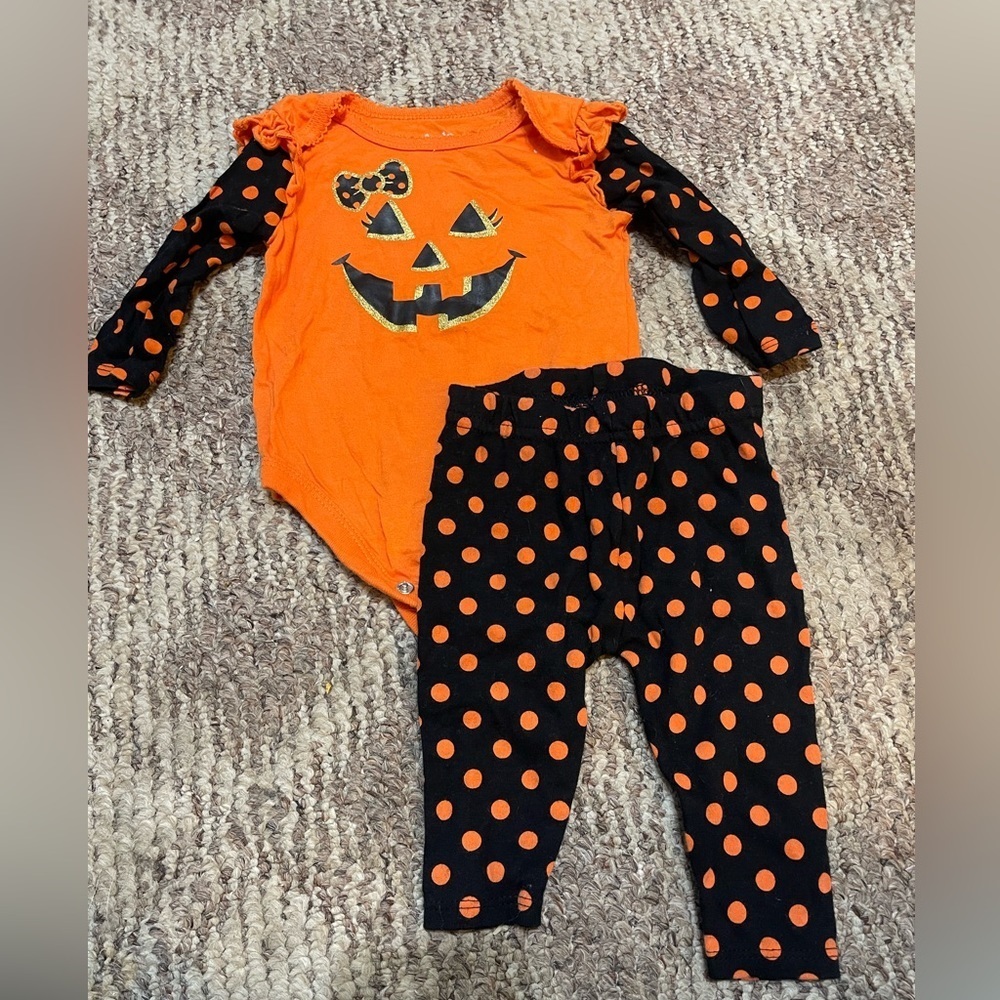 🌼4/$25🌼 Baby 0-3 Month Garanimals Halloween Set